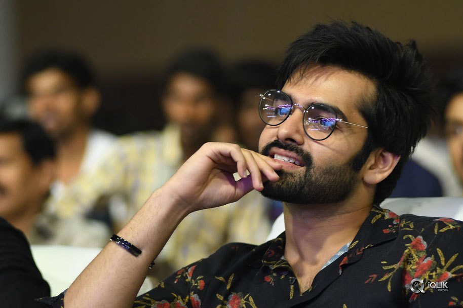 Vunnadhi-Okate-Zindagi-Movie-Audio-Launch